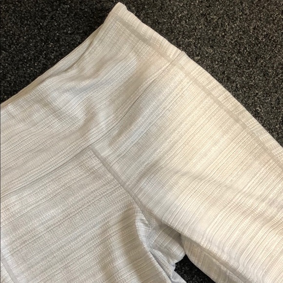 Athletes Leggings - Picture 3 of 5